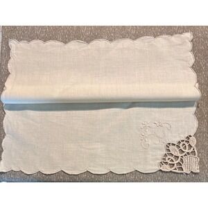 Vintage Linen & Crochet Lace Napkins 16x16" Lot Of 11 Ivory Scalloped Edge Flora